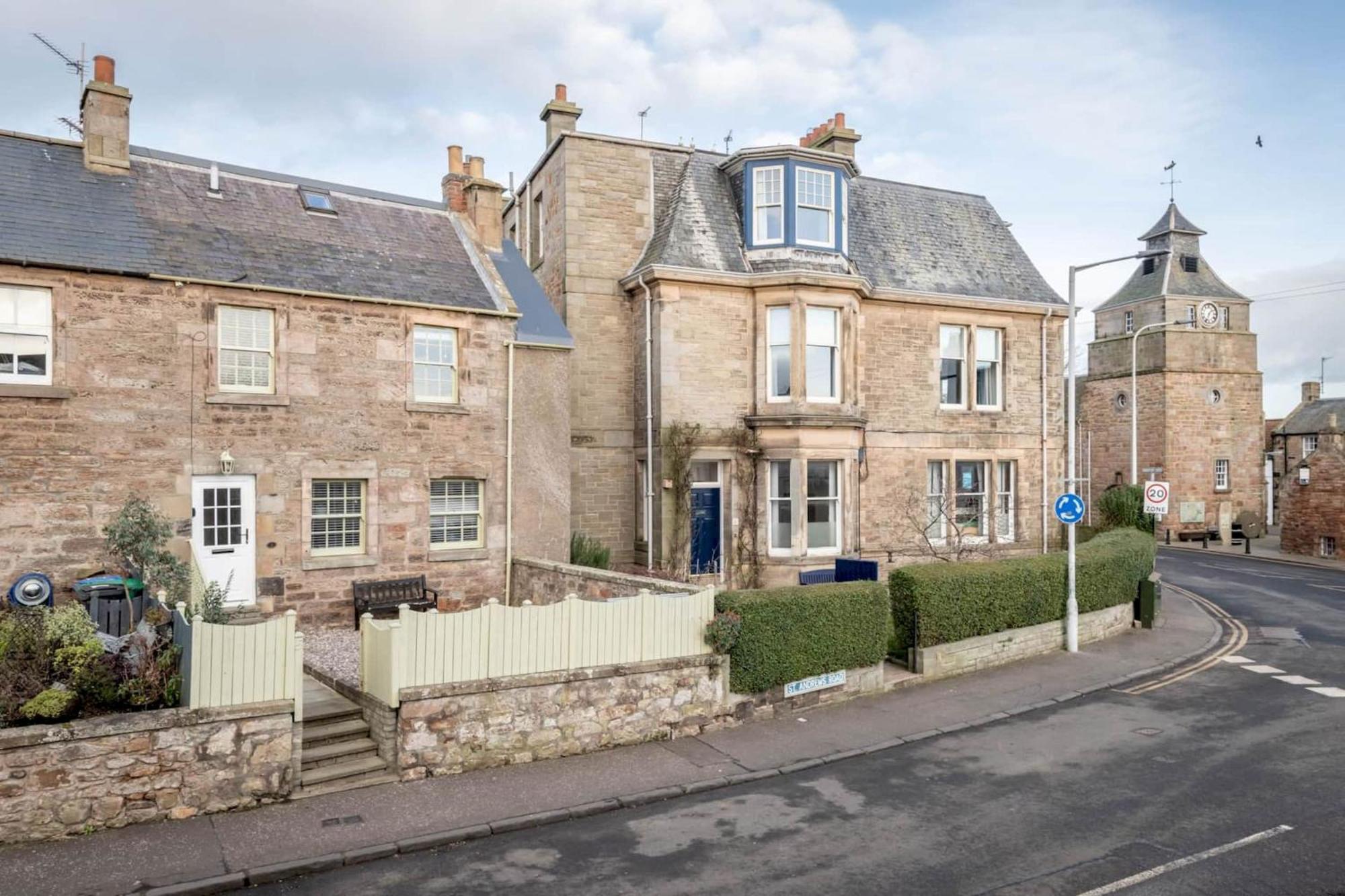 Crail Town House Villa ภายนอก รูปภาพ